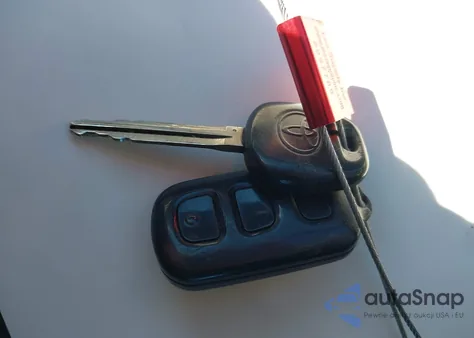 2005 Toyota 4Runner Limited V8 from USA, damaged, VIN JTEBT17R250056387